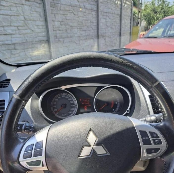 MITSUBISHI Outlander 2009 — imagine 5