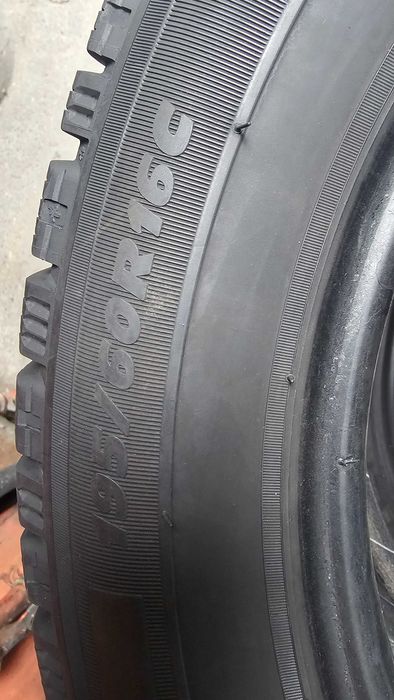 anvelope 195 60 16c michelin si continental IARNA