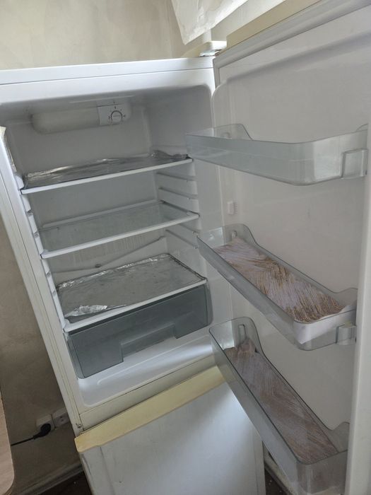 Продам холодильник рабочий