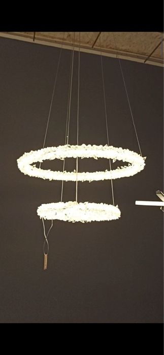 Люстра сатылады бу