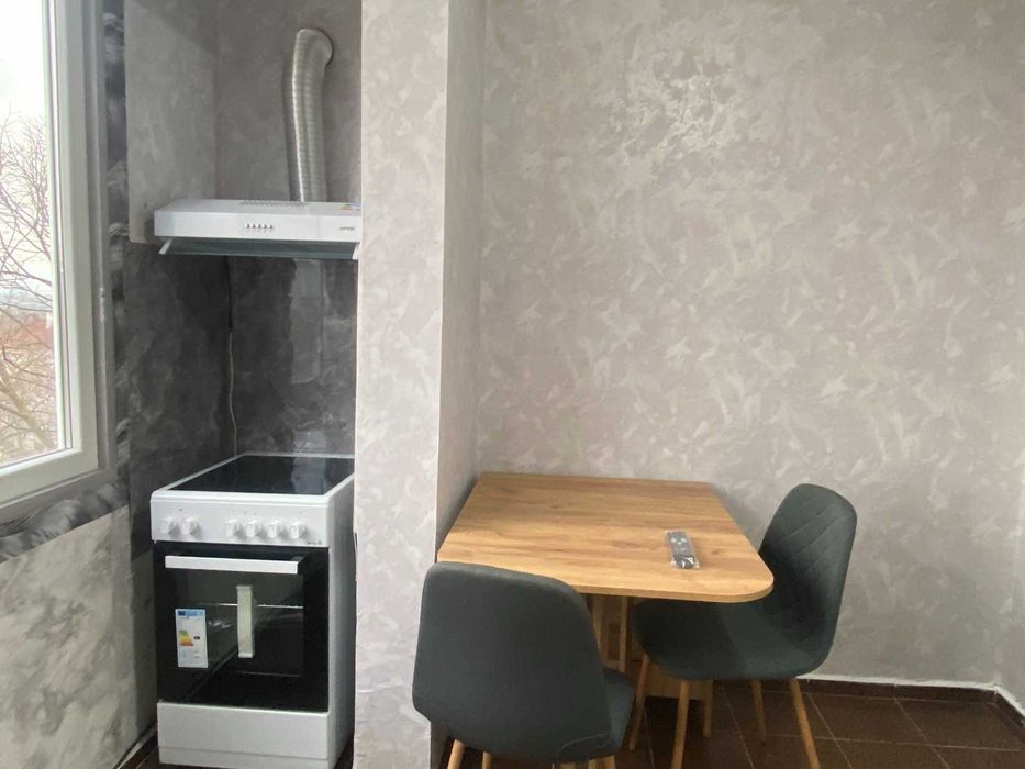 3-стаен/ Девня/ 355 UE/ Обзаведен/ Основен ремонт/ ТОП ЛОКАЦИЯ