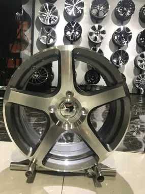R17 yengi diskalar