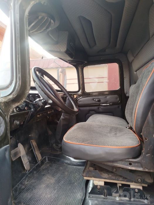 Zil 130 sotiladi 1991 yil