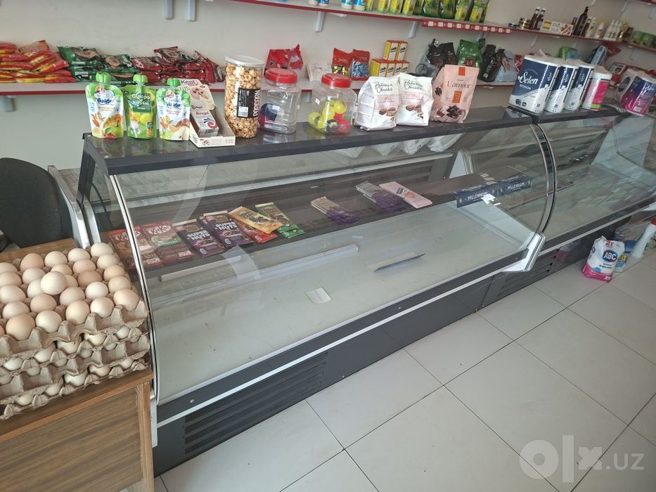 Vitrina xolodilnik oziq ovqat dokonga