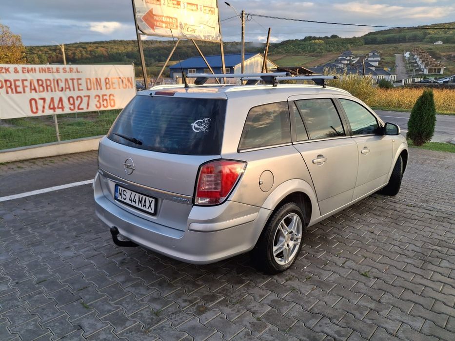 OPEL Astra 2010 — imagine 3