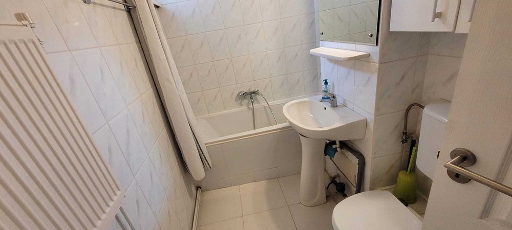 Vanzare Apartament 3 Camere Decomandat, Et. 3, Str. Turda, Medias