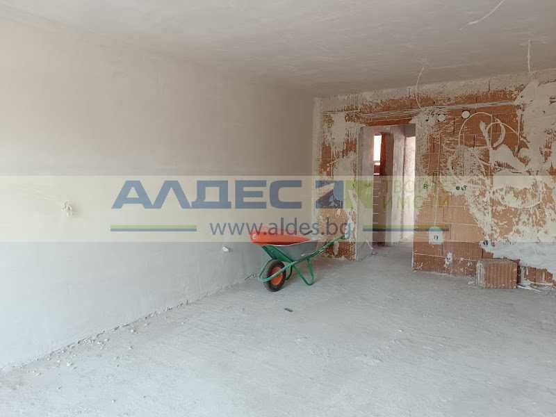 Продава се Двустаен апартамент в София, Овча купел - 82 кв.м за 902 €/кв.м - Снимка #2