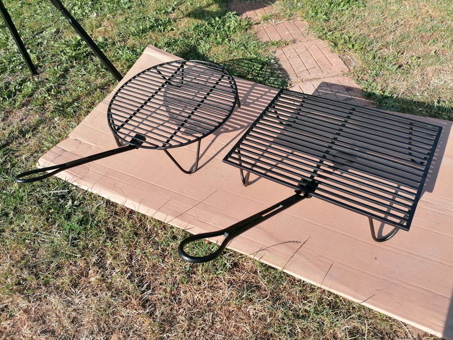 Барбекюта, сачове и скари.