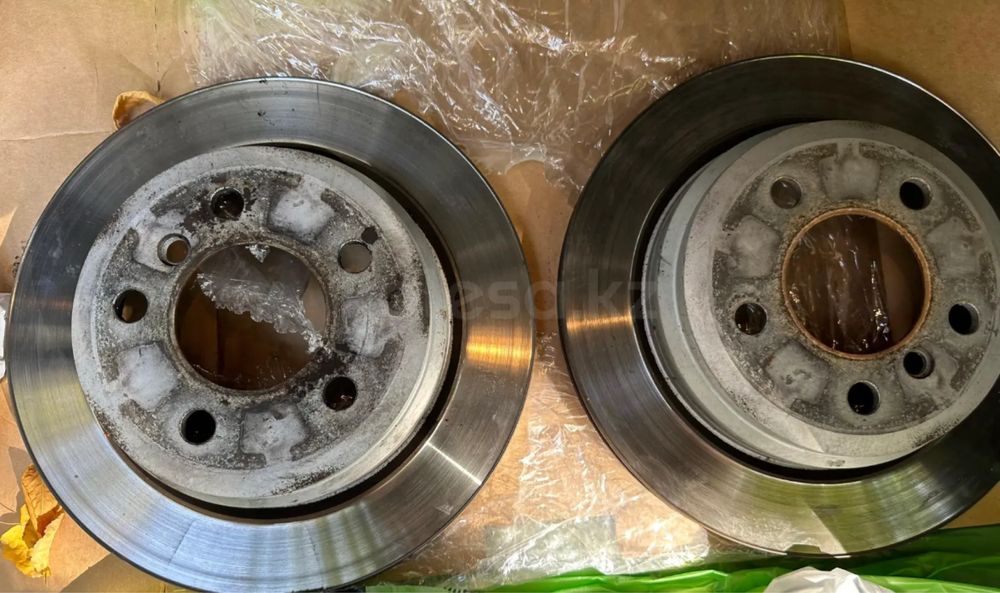 Диски тормозные BMW 320i 2018