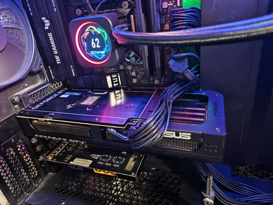 Placa Video Nvidia RTX 5070 TI  Asus Prime 16 gb GDDR7 garanție Altex