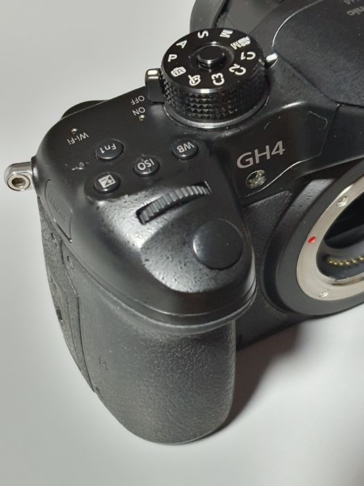 Panasonic Lumix GH4 stare foarte bună
