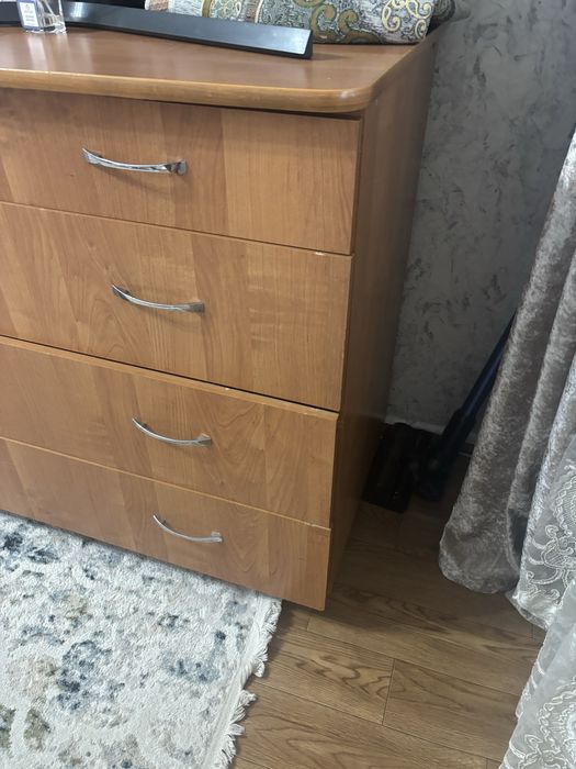 Продам комод вместительный