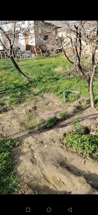 Юмалокда йер сотилади 4сотх.40.000$яна келишамз