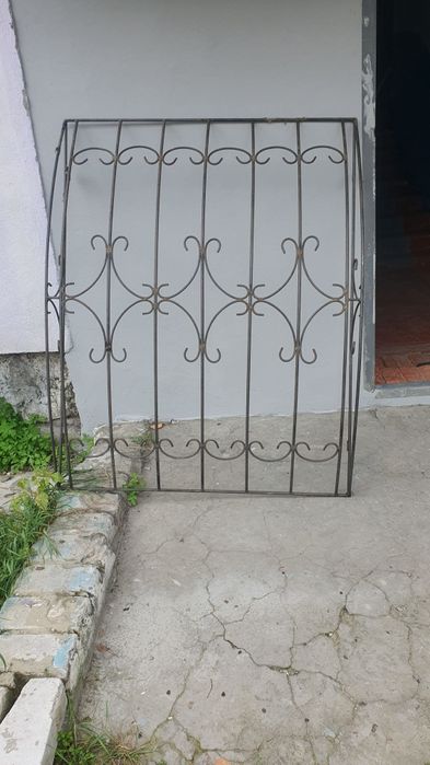 Продам решётку на окно