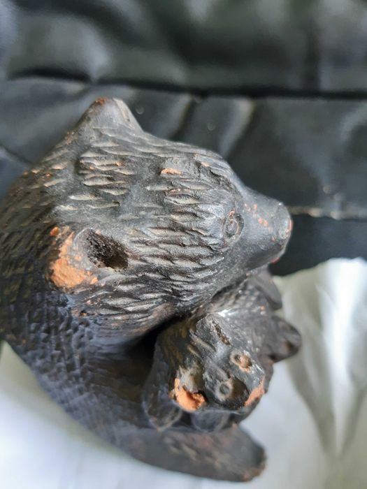 vand statueta de urs din lut ars (cred)