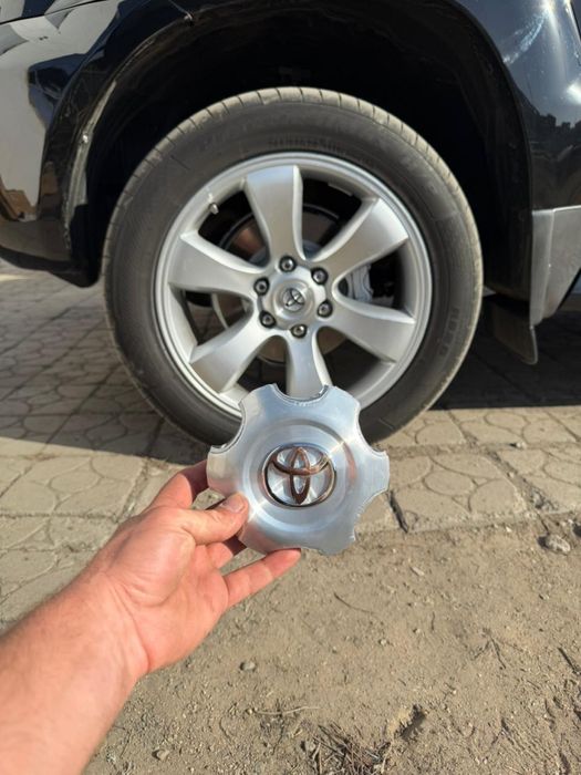 Колпак Тойота Прадо 120