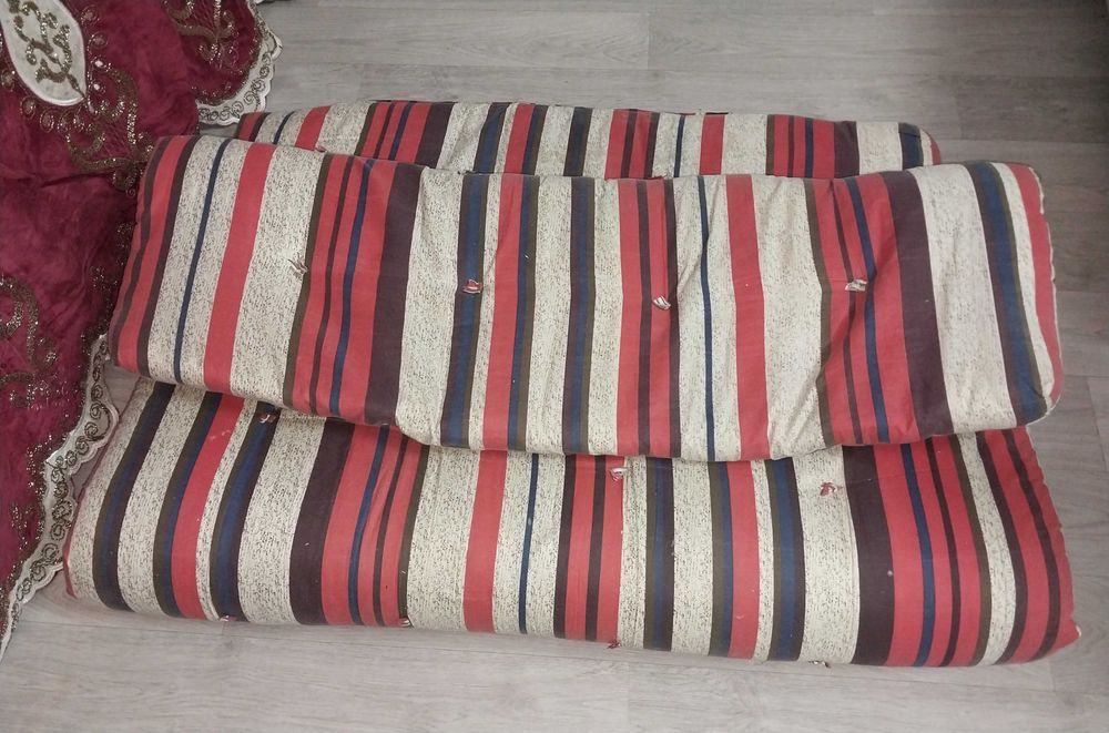 Продам                       Матрас