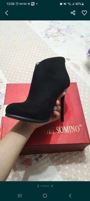 Продаётся пол сапог