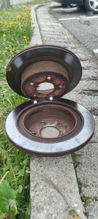 Discuri frana spate Nissan Qashqai j10.