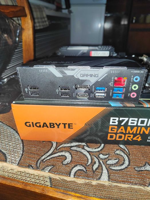 Gigabyte B760M GAMMING X DDR4