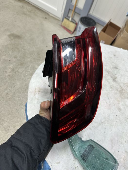 Stop stânga aripă renault megane.4.cod:265554829.r.