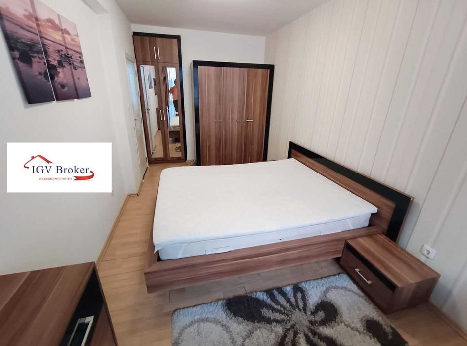 Дава се под наем Тристаен апартамент в София, Център - 100 кв.м за 698.19 € - Снимка #4