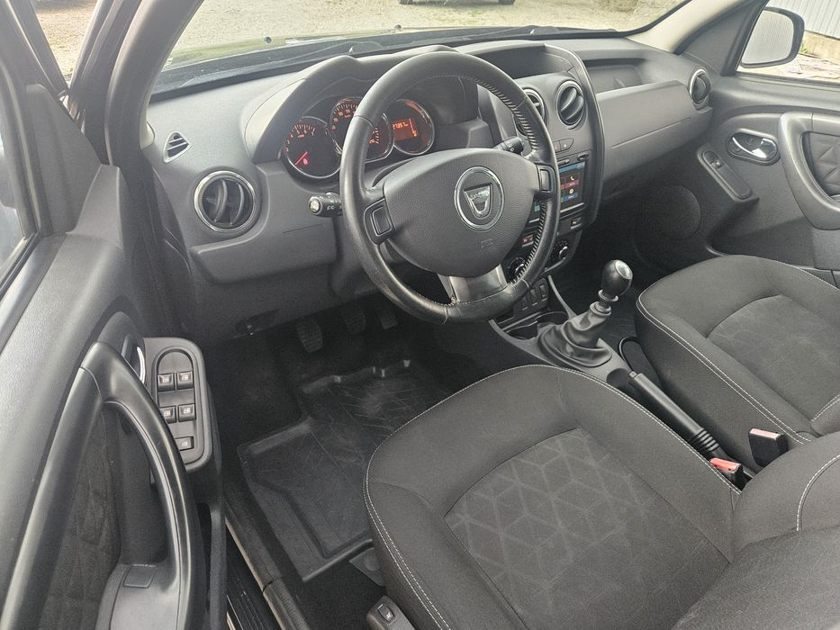 Dacia Duster 2015 Prestige Euro 5~ 1.5dci 109 CP/Navi/Sc incalzite/Senz park/