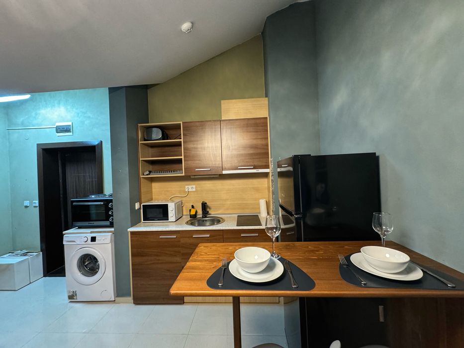 Дава се под наем Двустаен апартамент в Банско - 31 кв.м за 61.2 € - Снимка #1