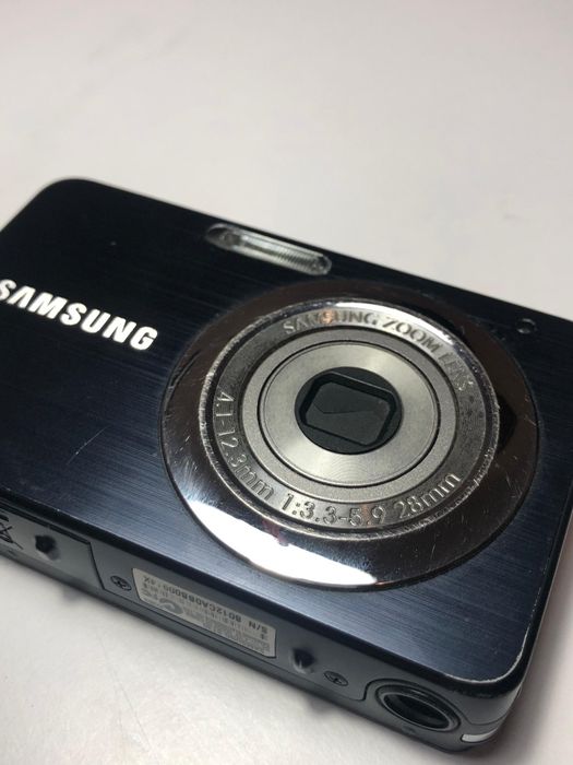 Cameră digitală Samsung ST30