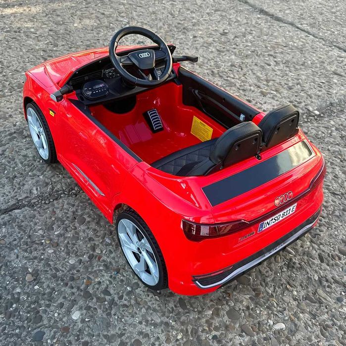 Masinuta electrica pentru copii, licenta Audi SQ8 70W 12V Telecomanda