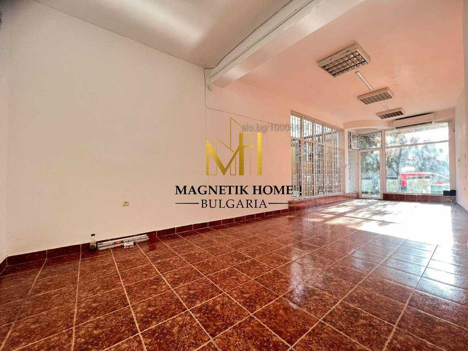 Дава се под наем Магазин в Бургас, Център - 48 кв.м за 357 € - Снимка #4