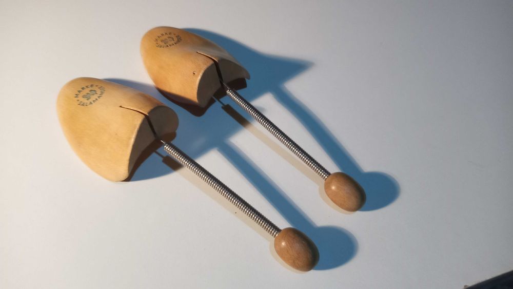 Дървени калъпи за обувки