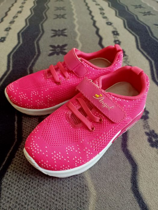 Новая детская обувь