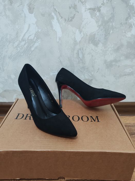 Продается Женская обувь