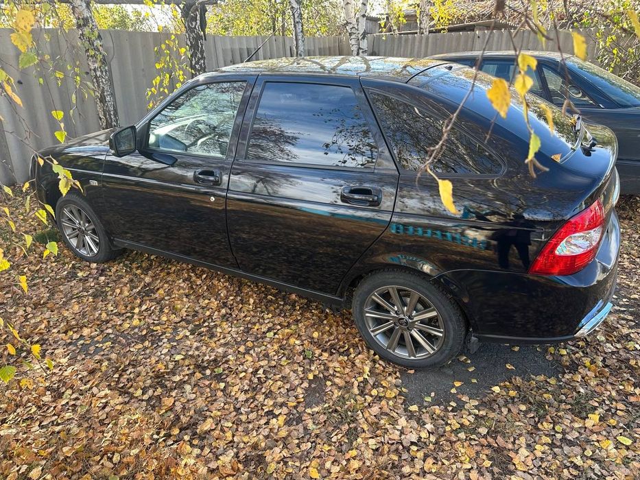 Продам Приору 2013 год