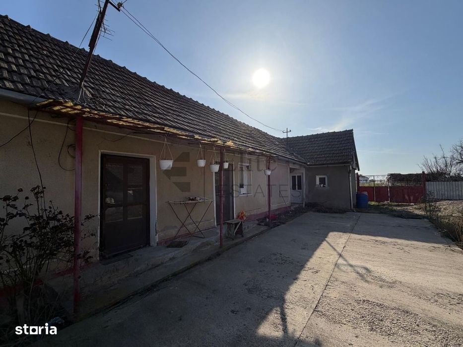 Casa cu 2195 mp teren in Cihei - Str. Mare