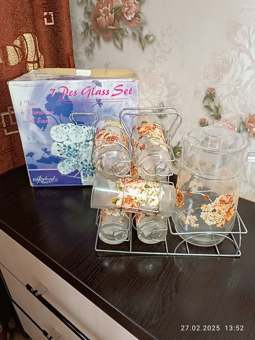 Графин со стаканами новый