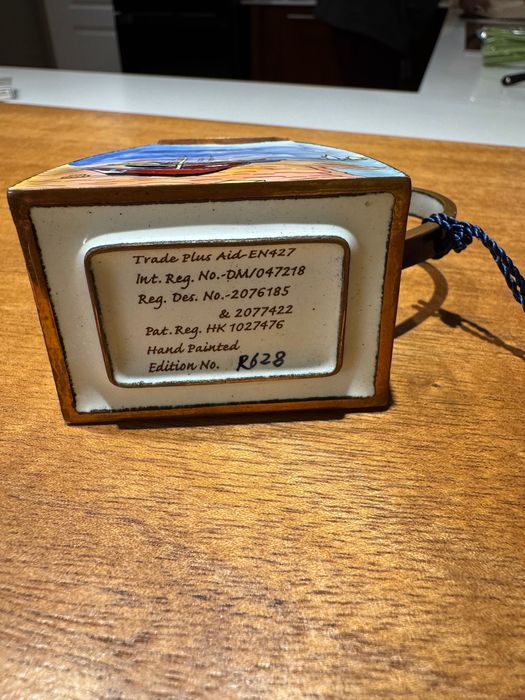 За колекционери-Оригинален ,мини чайник,НОВ,мед ,емайл.