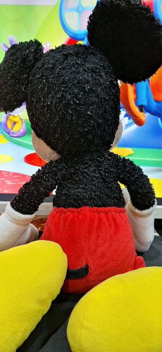 Оригинална плюшена играчка на Мики Маус