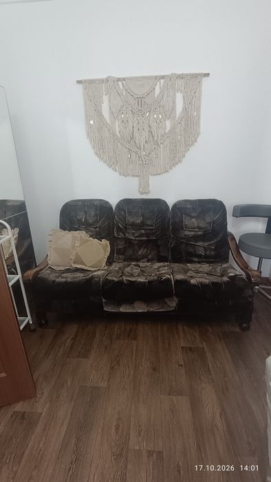 Диван и кровать продам