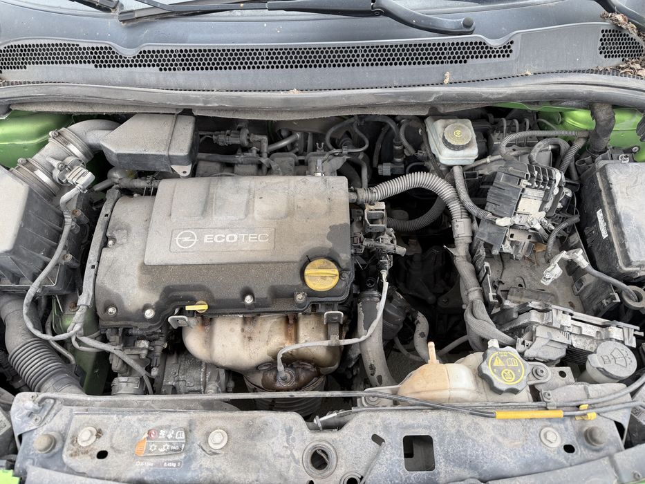 Opel Corsa E НА ЧАСТИ