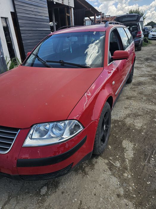 Far faruri  dreapta stânga  Volkswagen PASSAT B5.5 2000-2005