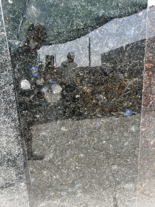 Гранит Ангола лабрадорит капуста емералд пеарл Ашблэк танбраун тандарк