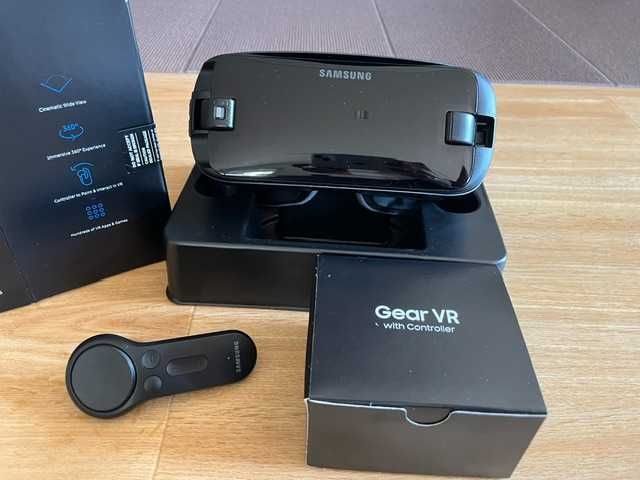 Очила за виртуална реалност Samsung Gear VR с контролер (Oculus)