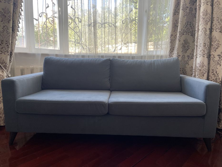 Два одинаковых дивана из евромебелм