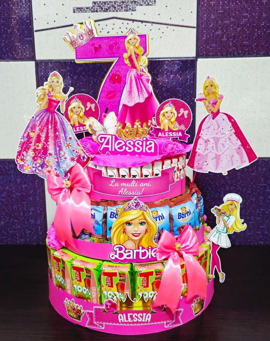 Tort din dulciuri ambalate personalizat