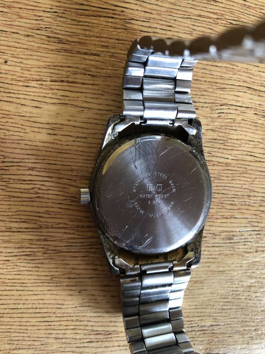 Ръчен мъжки часовник QUARTZ
