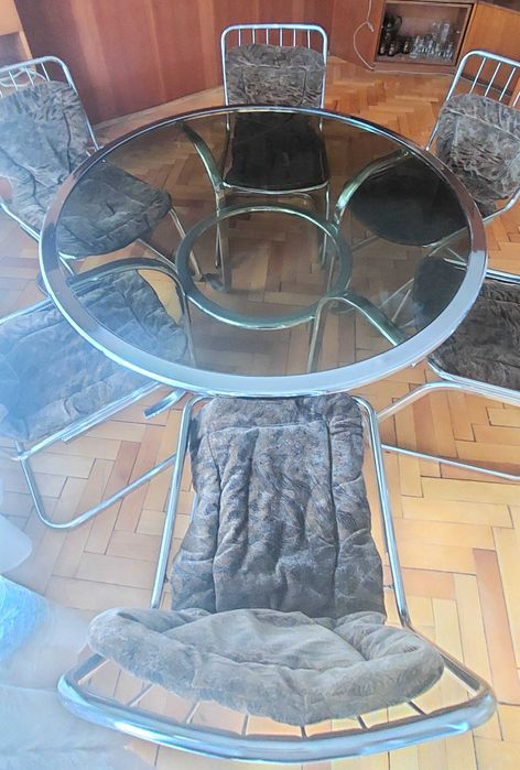 Маса със 6 стола комплект