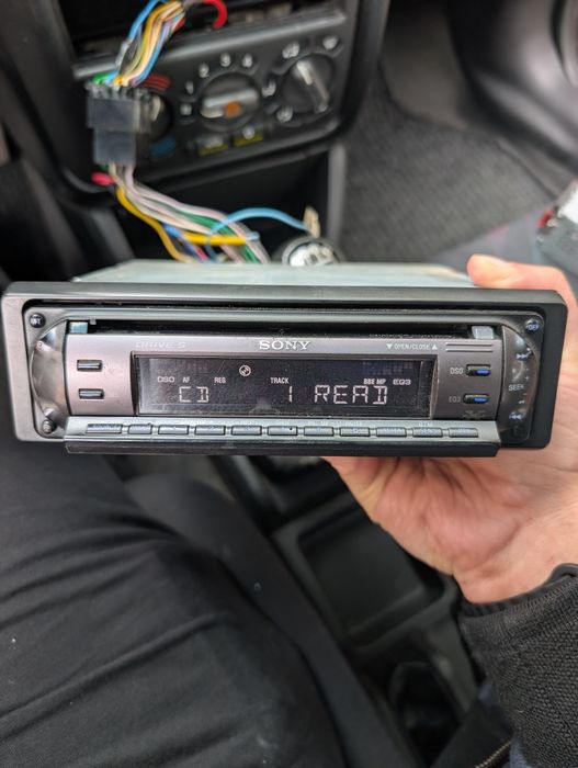 Vand Cd player Auto Sony CDX-R450
