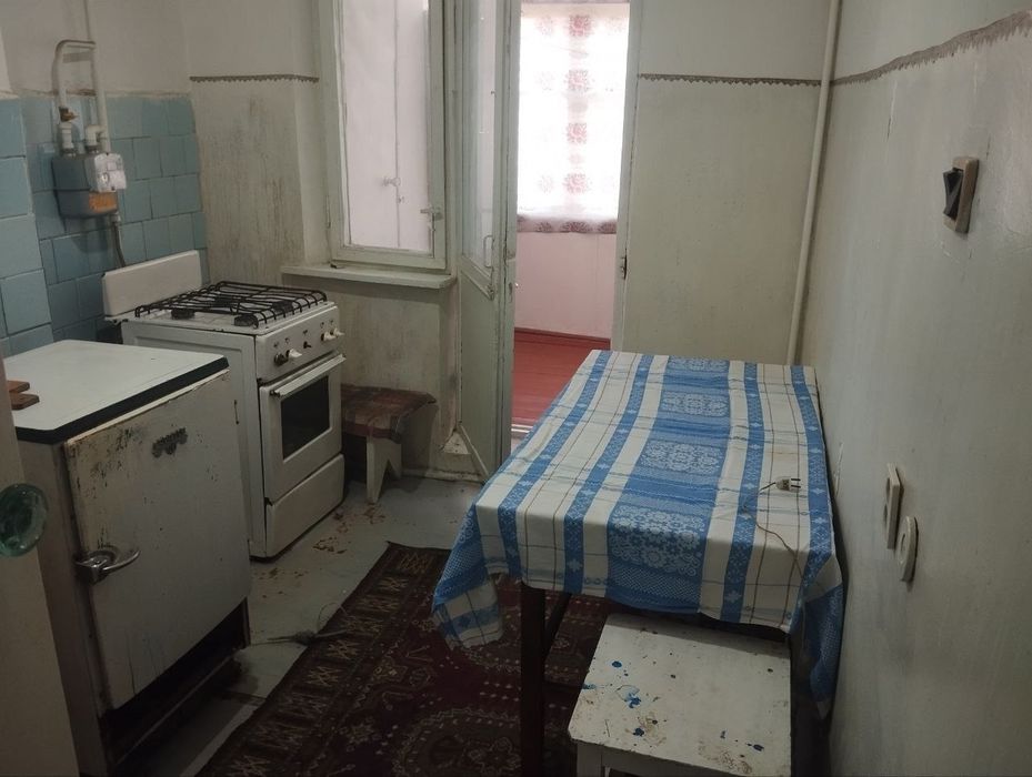 Ижорага 2 хонали студент  ва оилага берилади